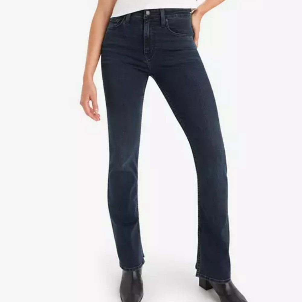 Levi's 725™ High Rise Side Slit Bootcut Jeans (WORN ONCE)